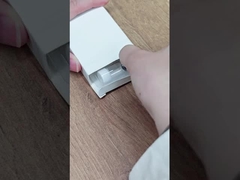 Liquide à l'état d'eau bactériostatique adapté à l' adulte 0,9% Benzylalcohol 30 ml