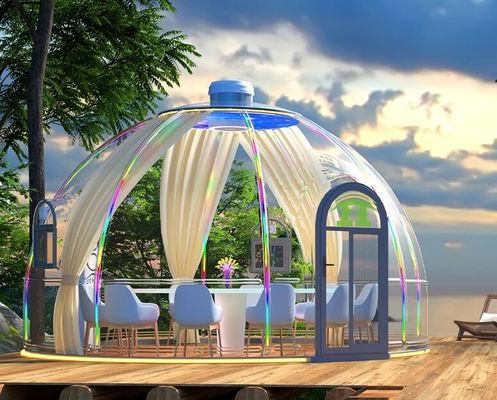 Modernes maisons modulaires préfabriquées de luxe protégées contre les ouragans Tente PC Dome pour le complexe Villa Capsule Dome Design