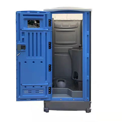 Des toilettes légères et pratiques pour les attractions du parc
